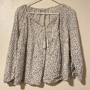 Old Navy tie front long sleeve blouse